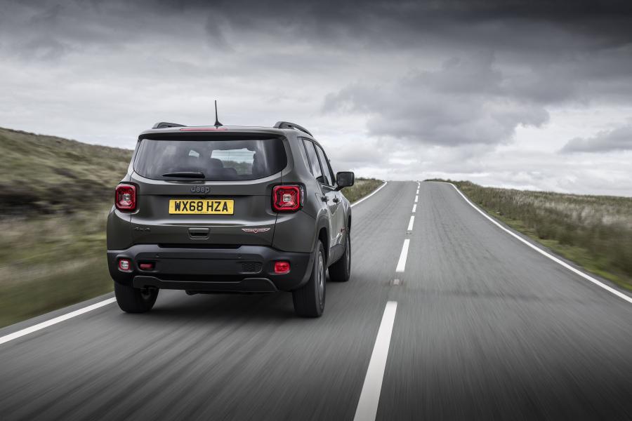  Jeep Renegade Trailhawk (BU) 2018 года  (UK) (фото 22 из 36)